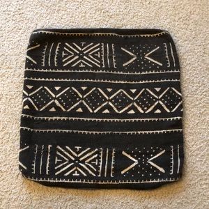 Ivory Gull mud cloth pillow cover